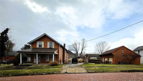 4 N Butler Ave, Niles, OH, 44446-1502 | Card Image