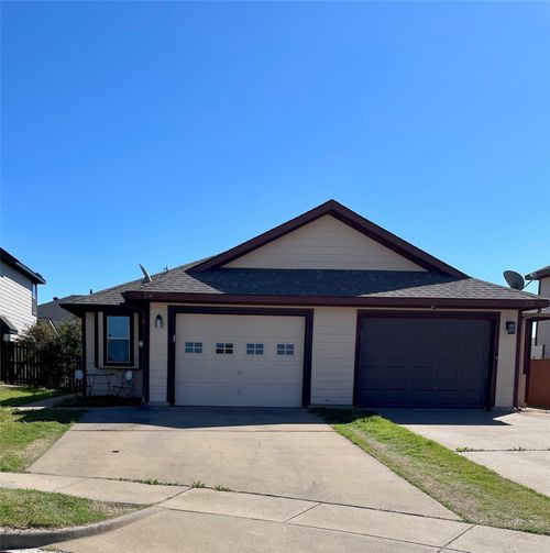 5214 Mountain Spring Trl, Fort Worth, TX, 76123-2885 | Card Image