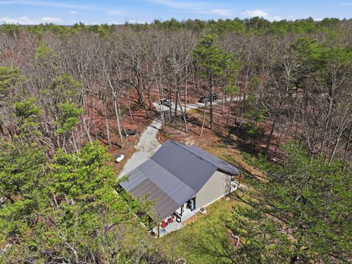 1978 Highland Bluff Trl, Pelham, TN, 37366 | Card Image