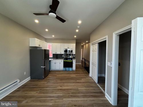 2-4520 N 17th St, PHILADELPHIA, PA, 19140-1135 | Card Image