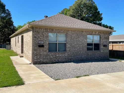 607 &amp; 609 Lenora Street, Jacksonville, AR, 72076 | Card Image
