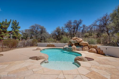 320 N Estill Dr, Oracle, AZ, 85623-6210 | Card Image