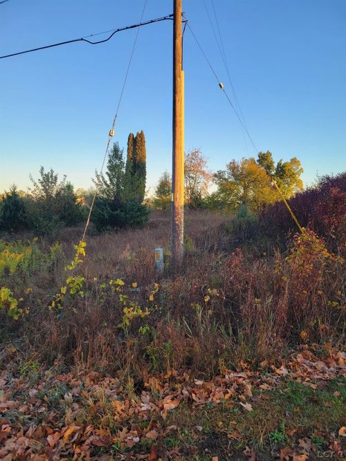 10380 Heatherlawn Ct, Jerome, MI, 49249-9768 | Card Image