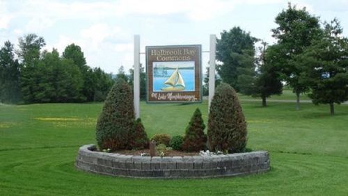 b18-383 Holbrook Bay Cmns, Newport Ctr, VT, 05857-9379 | Card Image