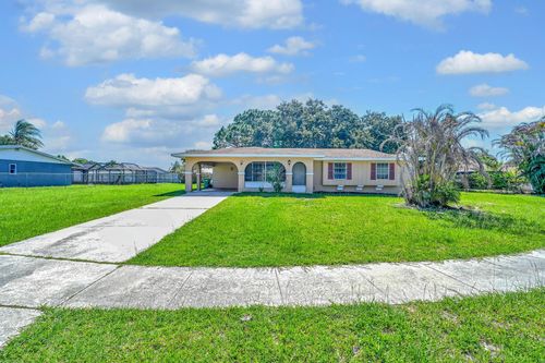 160 Ne Bracken Rd, Port Saint Lucie, FL, 34983-1706 | Card Image