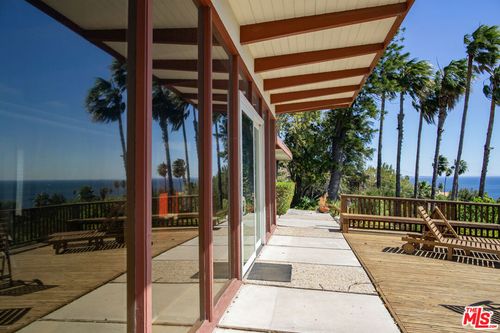 26939 Sea Vista Dr, Malibu, CA, 90265-4432 | Card Image