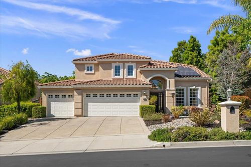 5165 Apennines Cir, San Jose, CA, 95138-2318 | Card Image