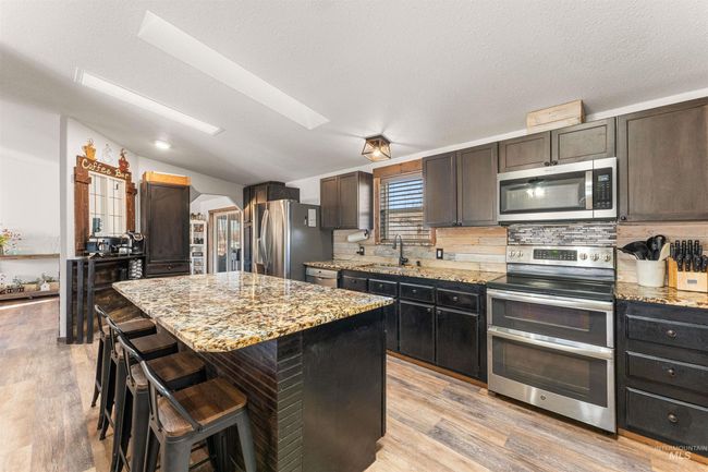 12660 Trail Drive Rd, House other with 3 bedrooms, 3 bathrooms and 2 parking in Melba ID | Image 9