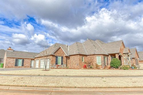 2233 War Eagle Lane, Yukon, OK, 73099 | Card Image