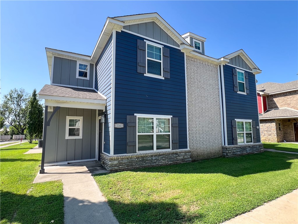Santa Maria Ln, Fayetteville, AR 72704