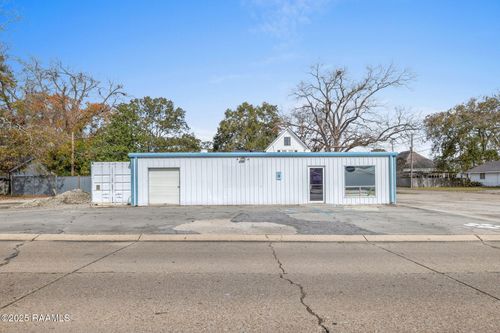 304 W Plaquemine St, Jennings, LA, 70546-5770 | Card Image