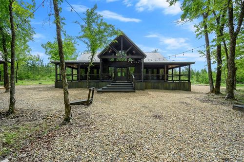 221 Red Holly Trail, Broken Bow, OK, 74728 | Card Image