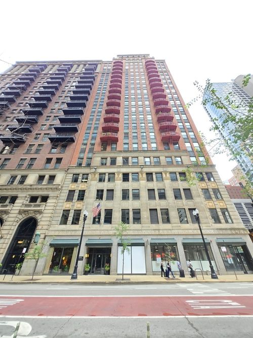 apt-1211-208 W Washington St, Chicago, IL, 60606-3577 | Card Image