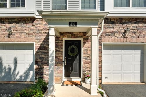 402 Saratoga Ct, Branchburg, NJ, 08876-3887 | Card Image
