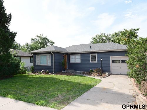 5625 South St, Lincoln, NE, 68506-2230 | Card Image