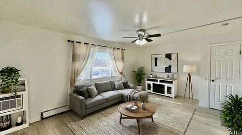 apt-9-2312 Algonquin Rd, Rolling Meadows, IL, 60008-3642 | Card Image