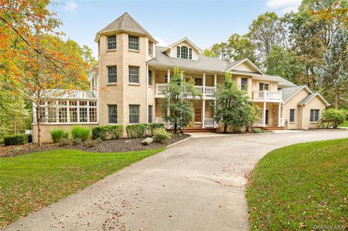 21 Benson Point Ct, Stony Point, NY, 10980-3024 | Card Image