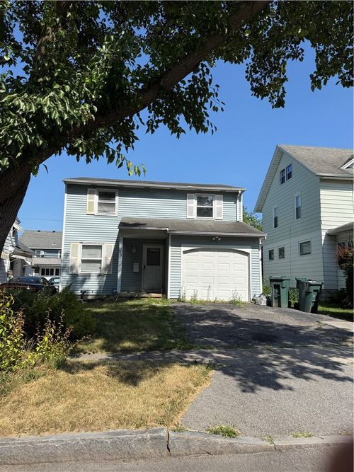 110 Canton St, Rochester, NY, 14606-1950 | Card Image