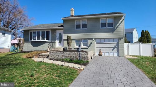 960 Dale Rd, SECANE, PA, 19018-3413 | Card Image