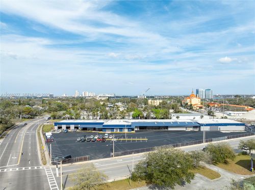 405 N Charles St, Daytona Beach, FL, 32114-3166 | Card Image