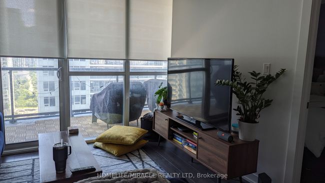 2008 - 20 Bruyeres Mews, Condo with 2 bedrooms, 1 bathrooms and null parking in Toronto ON | Image 7
