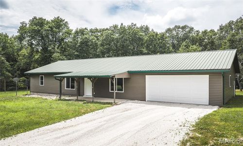 8107 Highway 185, Leslie, MO, 63056-1827 | Card Image