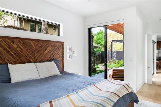 3313 Bonnie Rd, House other with 4 bedrooms, 4 bathrooms and 3 parking in Austin TX | Image 16