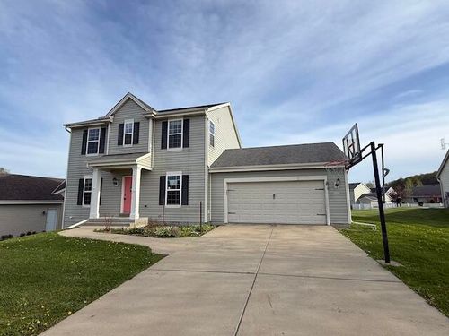1203 Hazelcrest Dr, Watertown, WI, 53094-5922 | Card Image