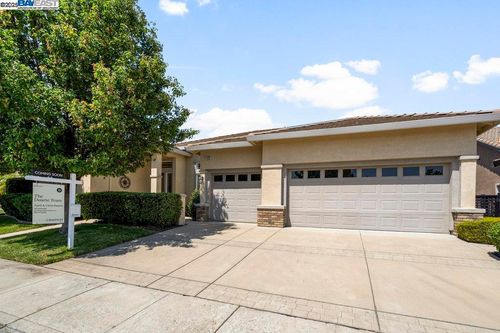 1123 Burghley Ln, Brentwood, CA, 94513-6969 | Card Image