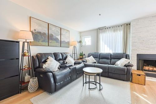 unit-i301-200 Falls Blvd, Quincy, MA, 02169-8865 | Card Image