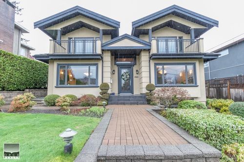 1969 Kings Ave, West Vancouver, BC, V7V2B6 | Card Image