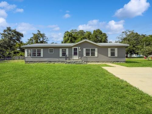 630 W Griffith Ave, Crestview, FL, 32536-3910 | Card Image