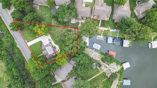 244 N Winnebago Dr, Lake Winnebago, MO, 64034-9319 | Card Image