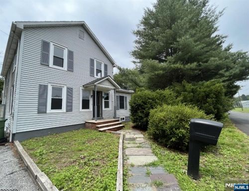 60 Vail Rd, Columbia, NJ, 07832-2749 | Card Image