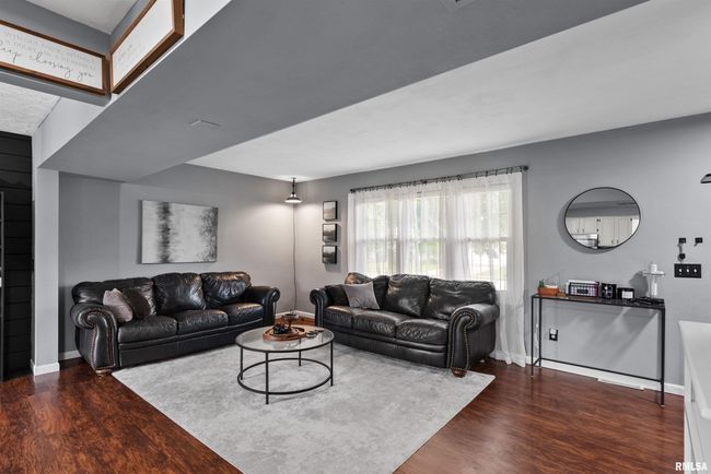 2149 W 30 Th St, House other with 3 bedrooms, 3 bathrooms and null parking in Davenport IA | Image 11