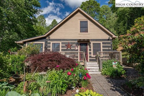 612 Joe Shoemaker Rd, Vilas, NC, 28692-9139 | Card Image