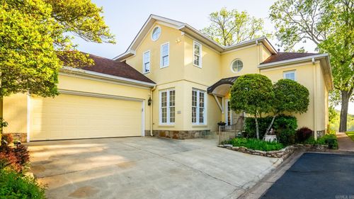 2015 Canal Pointe, Little Rock, AR, 72202-1425 | Card Image