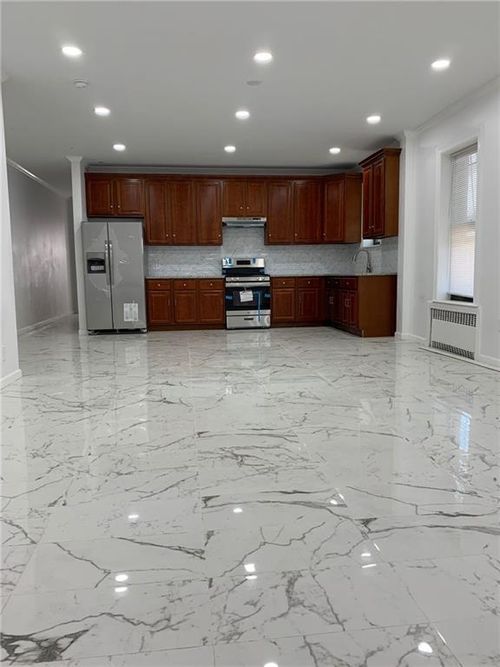 902 E 12th St, Brooklyn, NY, 11230-3608 | Card Image