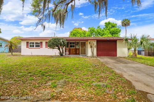 112 Bougainvillea Dr, Rockledge, FL, 32955-2403 | Card Image