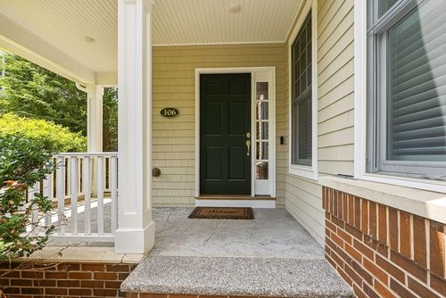 306-306 Hayfield, Wayland, MA, 01778 | Card Image