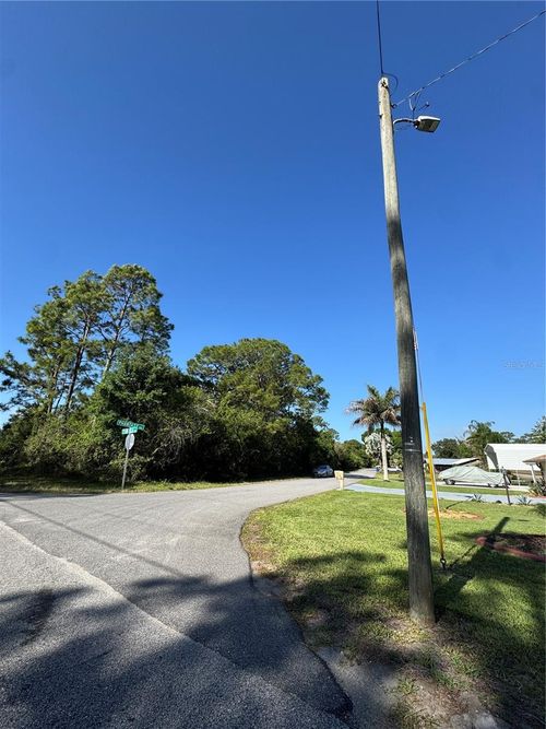 241 Phantasy Ave, LAKE PLACID, FL, 33852-9357 | Card Image