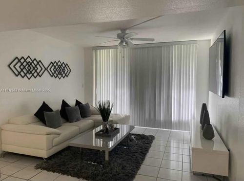 apt-a101-8000 Sw 149th Ave, Miami, FL, 33193-1402 | Card Image