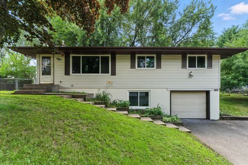1836 Belland Ave, White Bear Lake, MN, 55110-5301 | Card Image