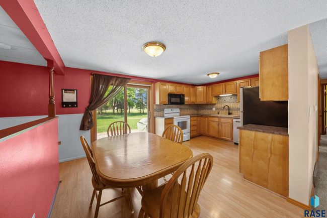 2013 E Sylvan Cir, House other with 4 bedrooms, 2 bathrooms and null parking in Brandon SD | Image 22