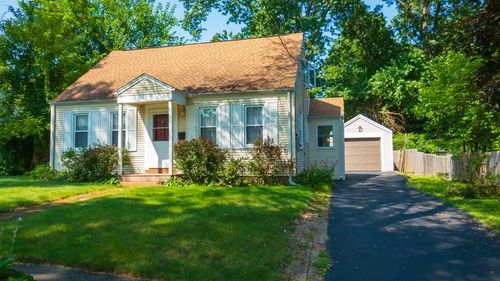 62 Balfour Dr, Springfield, MA, 01118-1137 | Card Image