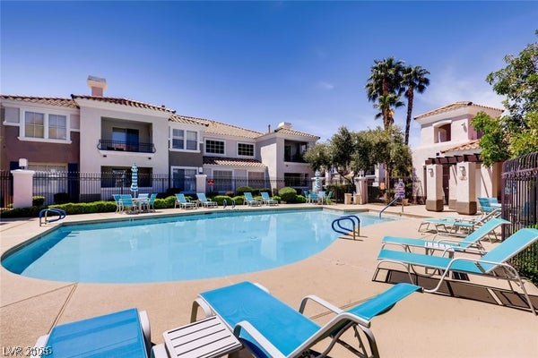 Residential in Henderson