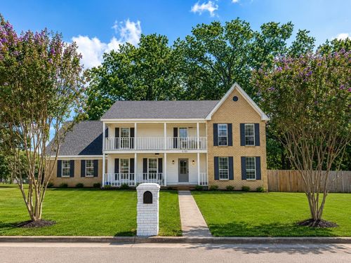 6150 Woodstock Hills Dr, Millington, TN, 38053-8625 | Card Image