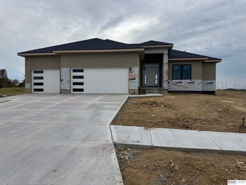 18067 Sycamore Dr, Gretna, NE, 68028-7063 | Card Image