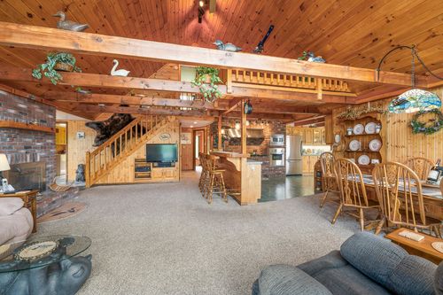 0000u5000009-1467 Diamond Pond Rd, Stewartstown, NH, 03576-5610 | Card Image