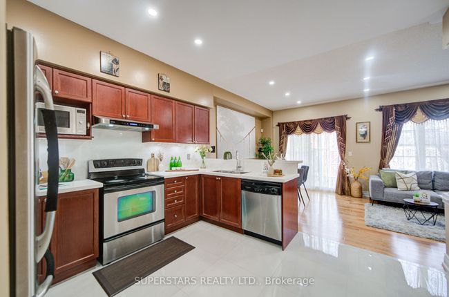 50 Macadam Rd, House attached with 3 bedrooms, 4 bathrooms and 2 parking in Markham ON | Image 16